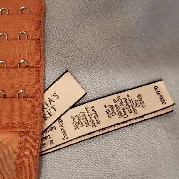 Victoria secret  push up bra - Picture 4 of 6